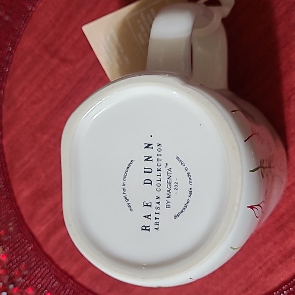 🌸Rae Dunn Floral Love Mug - Picture 4 of 4